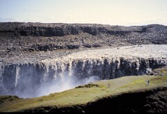 1992_0008437_R073