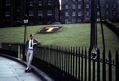 1984_CEH3803_A433