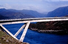 1985_CEH6203_F208